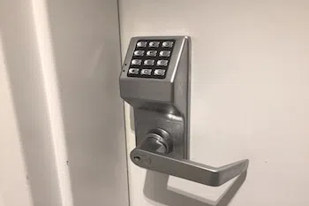  Brooklyn AAA Locksmith Brooklyn, NY 718-663-2552